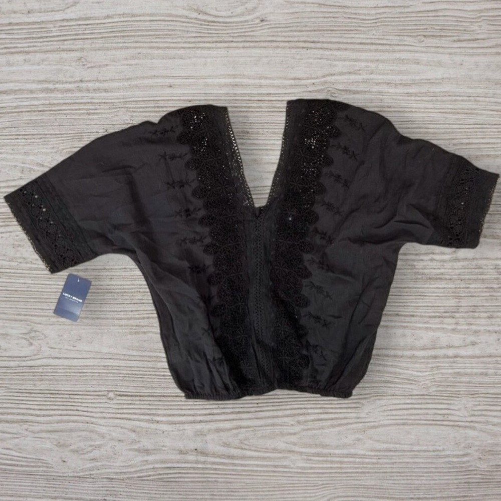 NWT Lucky Brand Black Lace Crop Top Shirt 100% Cotton XS Date Night Boho - Picture 2 of 2